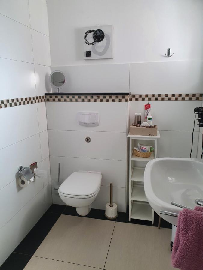 Wellness Appartements Ostfriesland Ihlowerfehn Екстер'єр фото